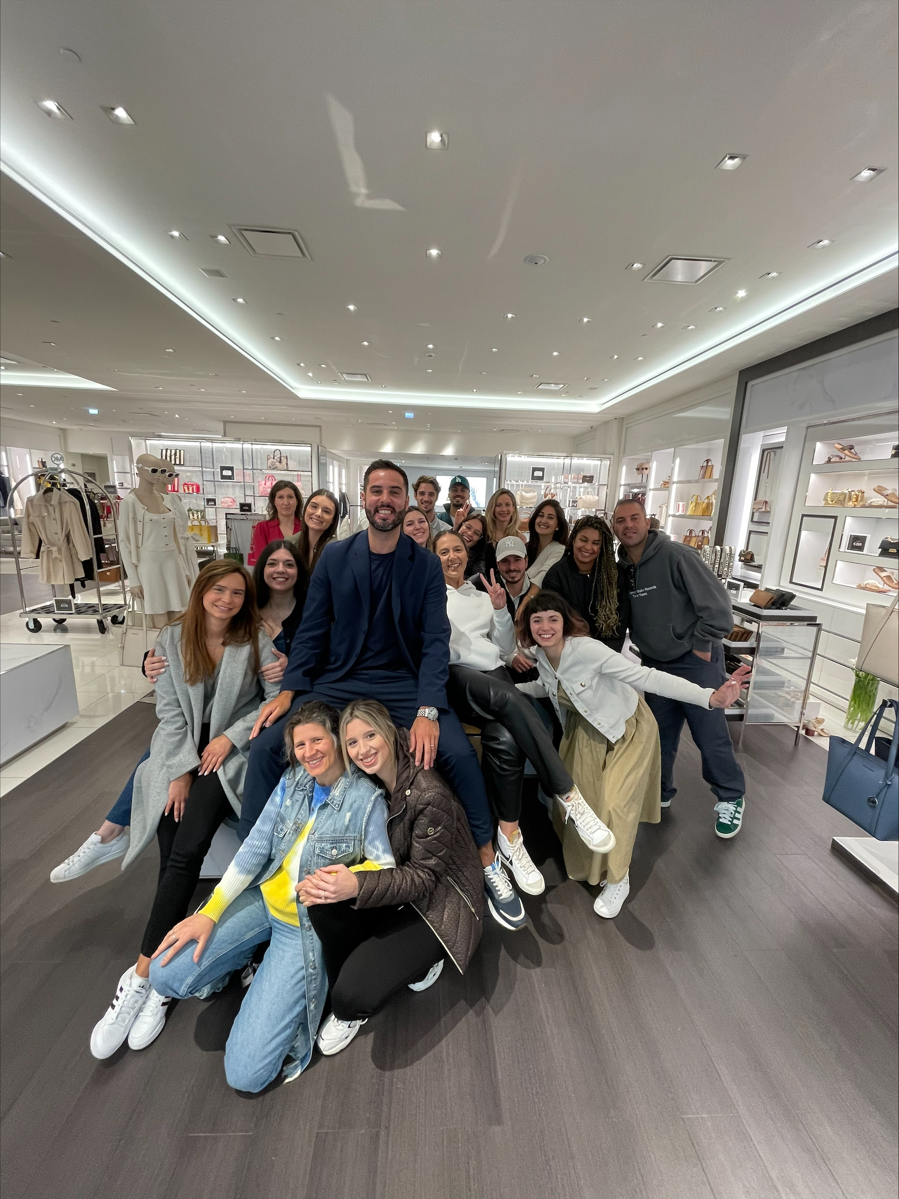 Capri Community image