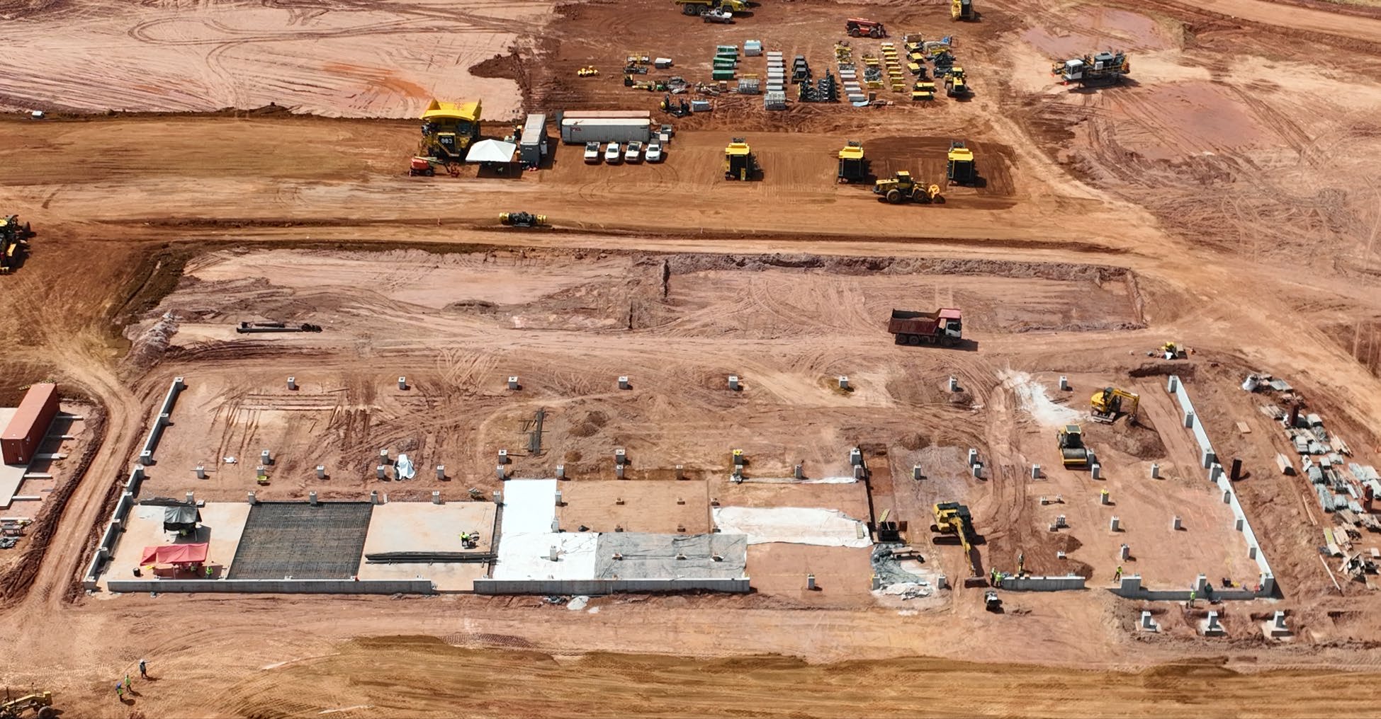 Photo: Foundations for the Mine Maintenance Facility are progressing, with completion targeted for Q2 2026 with steel
structure erection to follow.